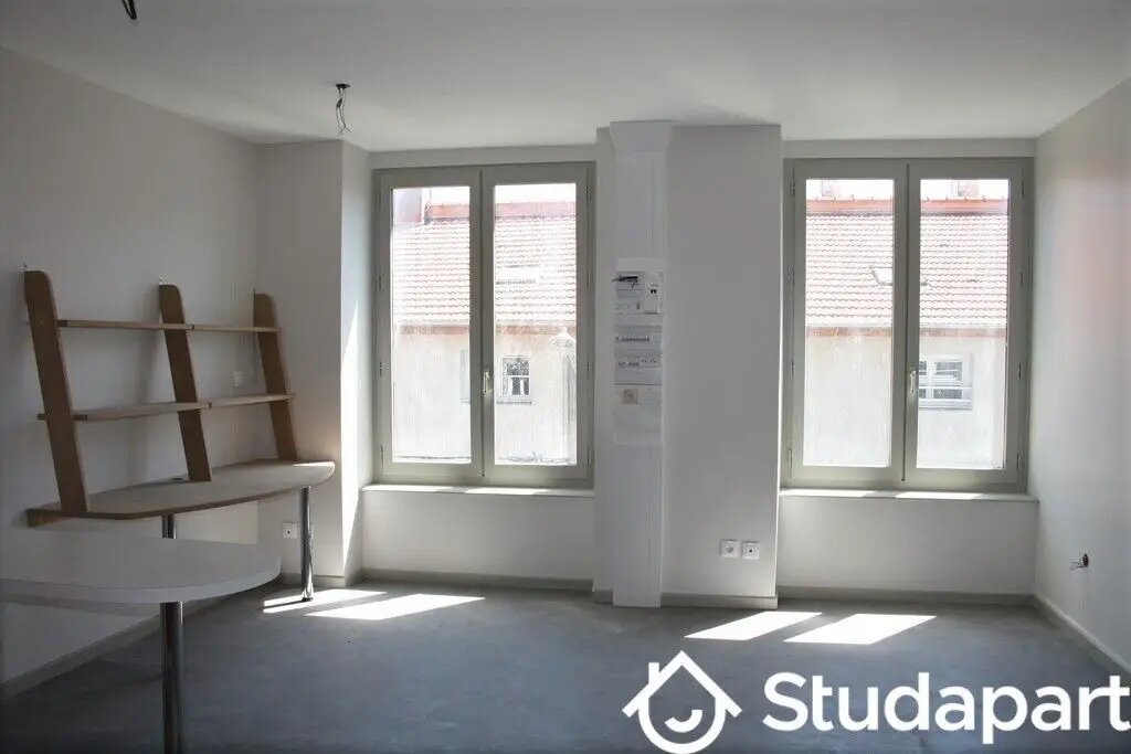 Appartement à louer, 25m², Saint-Etienne