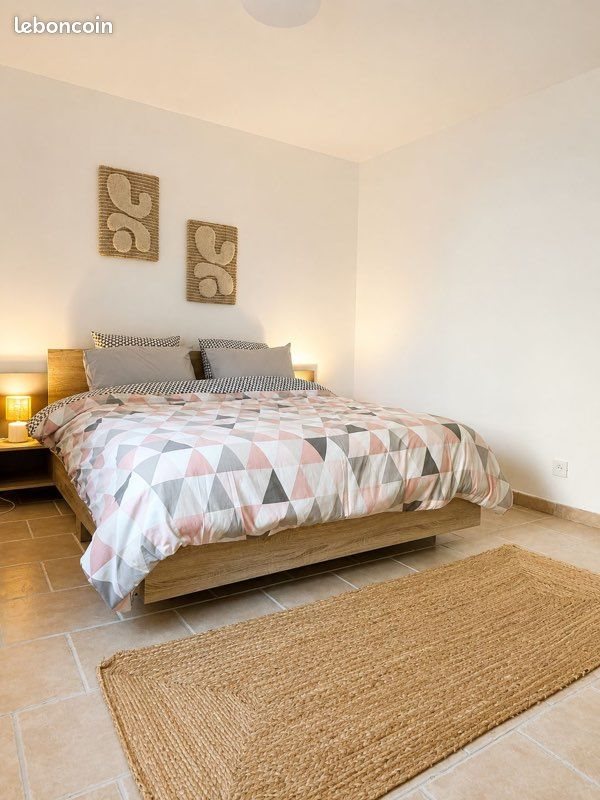 Appartement à louer, 30m², Arles