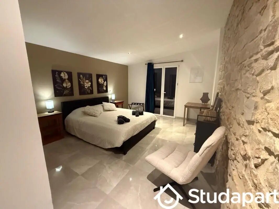 Maison à louer, 90m², Lunel