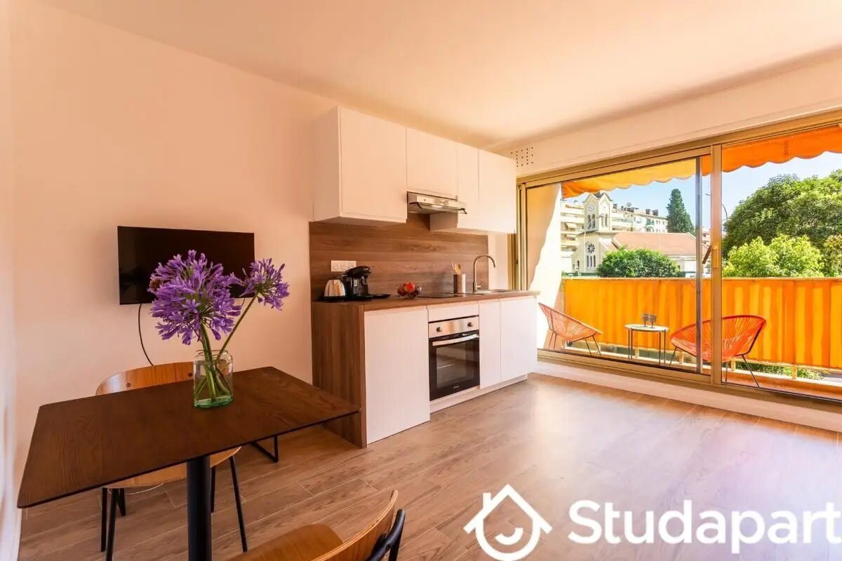 Appartement à louer, 20m², Roquebrune-Cap-Martin