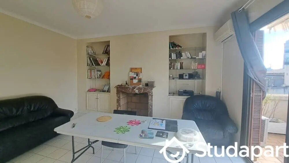 Appartement à louer, 79m², Nîmes