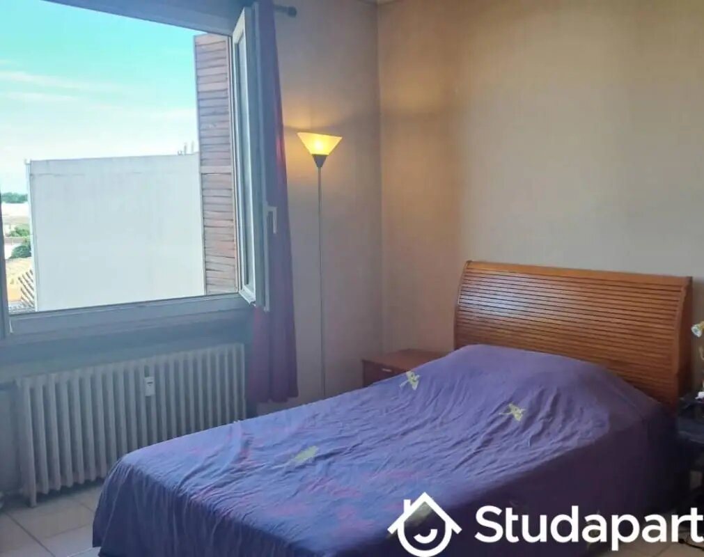 Appartement à louer, 79m², Nîmes