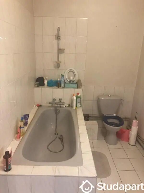 Appartement à louer, 79m², Nîmes