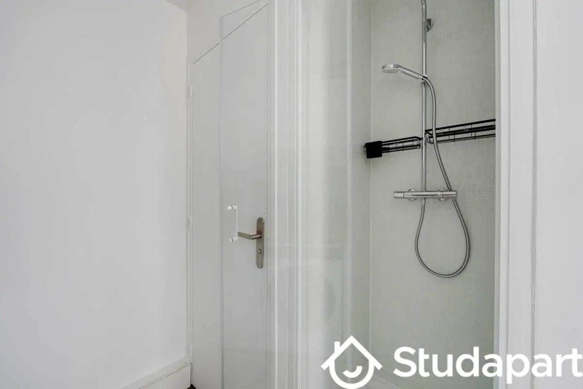 Appartement à louer, 21m², Paris 10ème