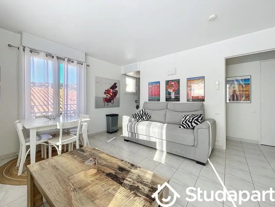 Appartement à louer, 35m², Vallauris