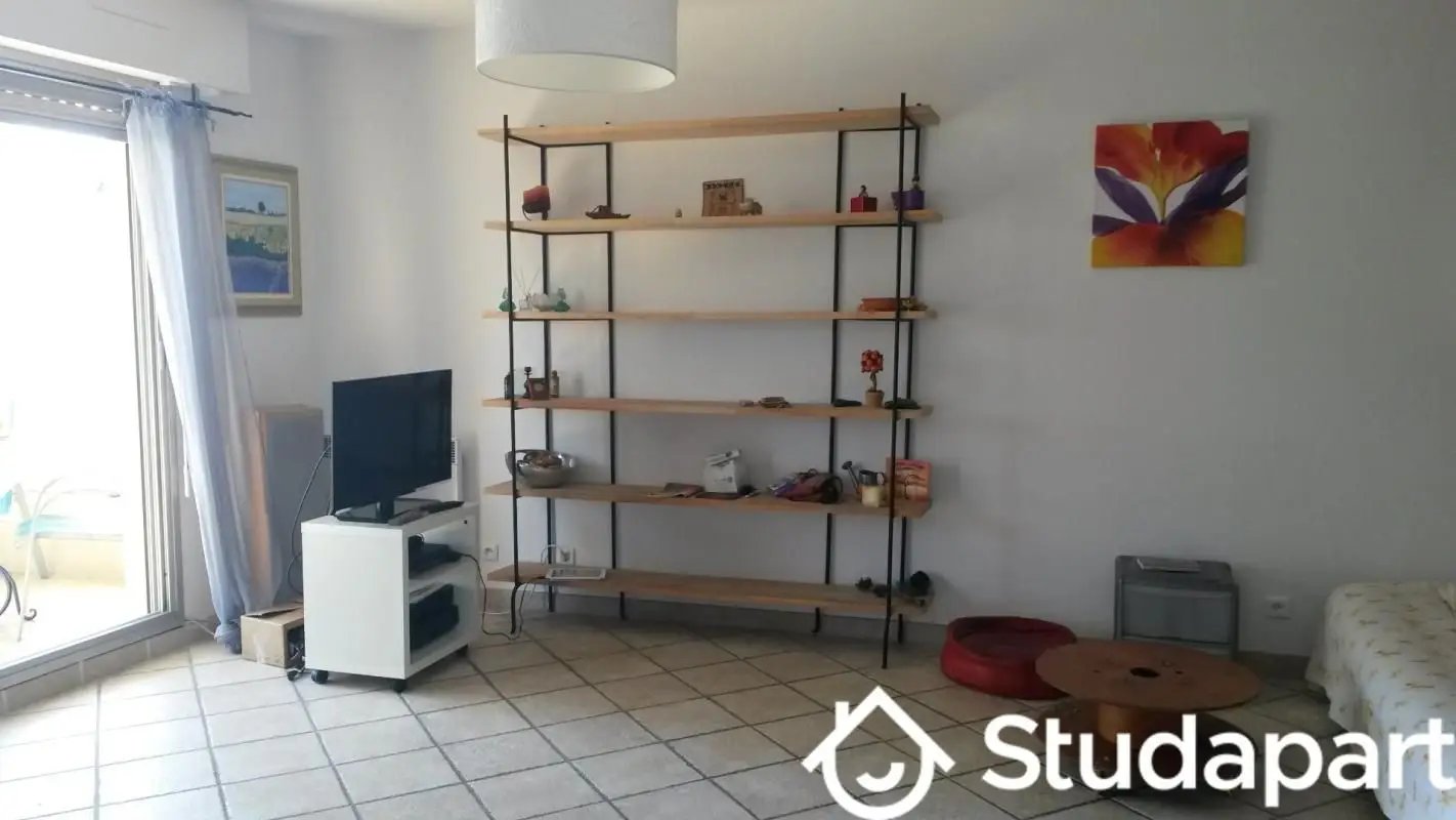 Appartement à louer, 60m², Antibes