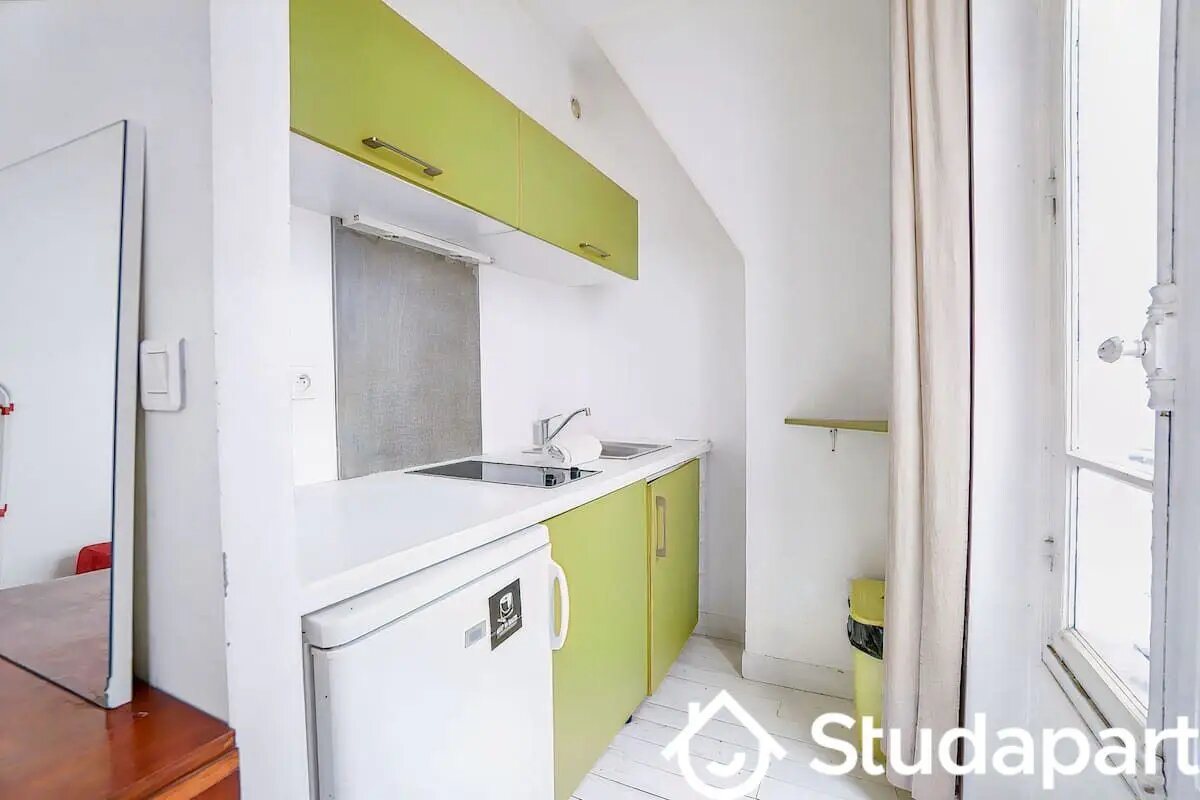 Appartement à louer, 21m², Paris 18ème