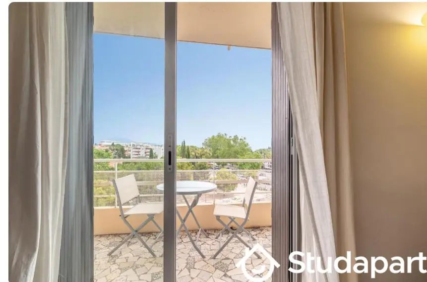 Appartement à louer, 43m², Antibes