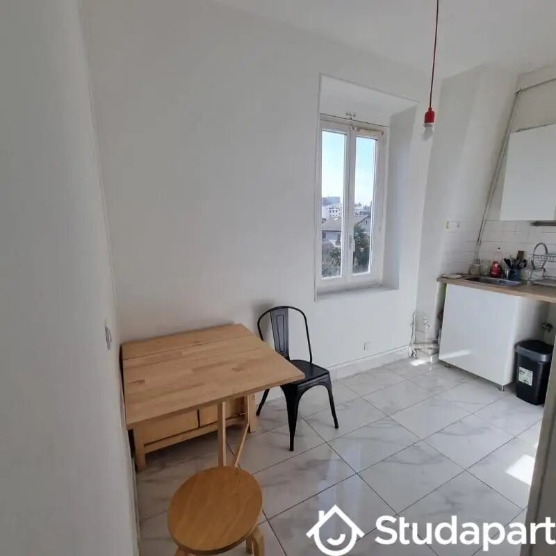Appartement à louer, 25m², Colombes