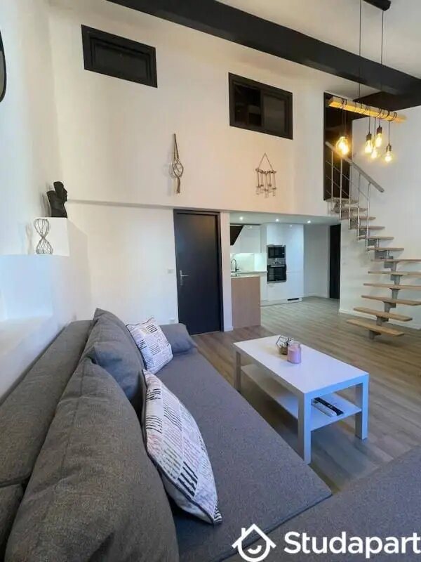 Appartement à louer, 65m², Vallauris