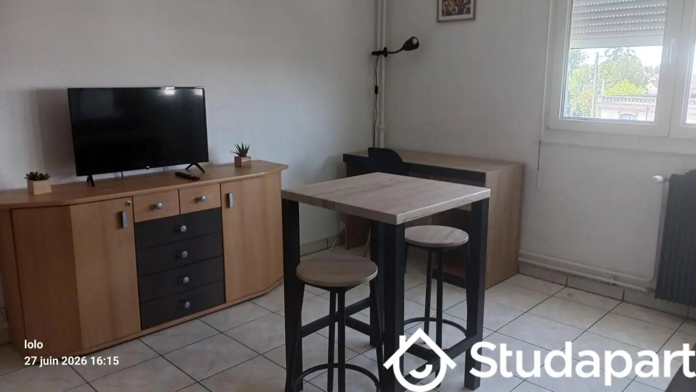 Appartement à louer, 25m², Saint-Julien-les-Villas
