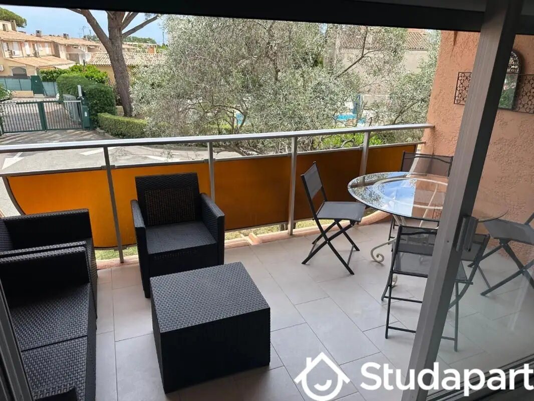Appartement à louer, 30m², Vallauris