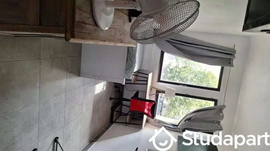 Appartement à louer, 12m², Marseille 8ème