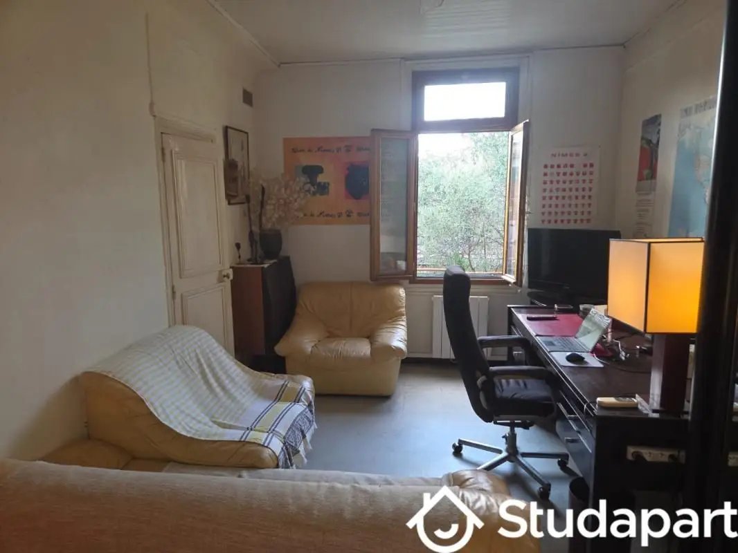 Appartement à louer, 45m², Nîmes