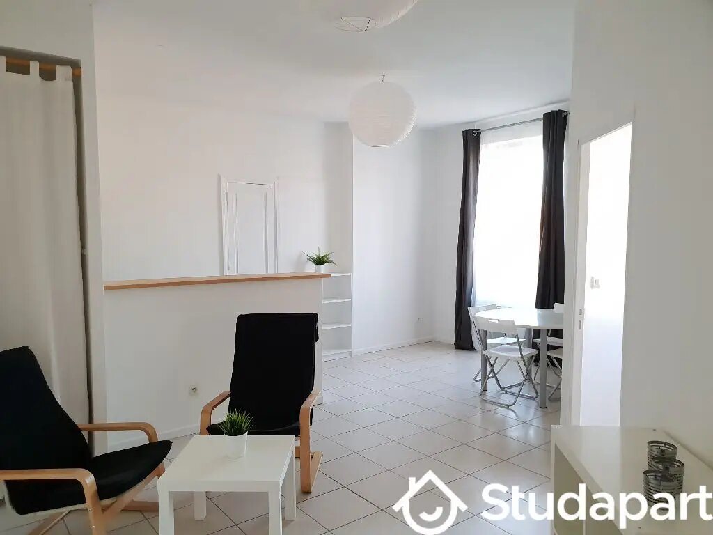 Appartement à louer, 40m², Saint-Etienne