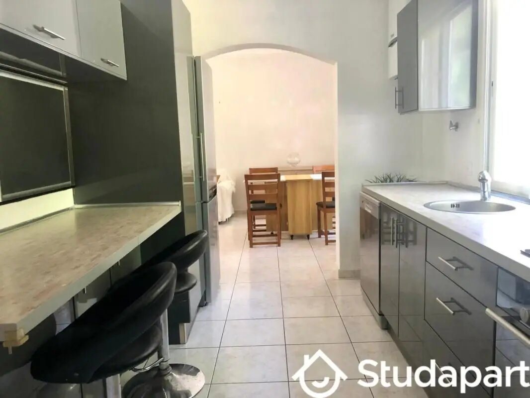 Appartement à louer, 54m², Menton
