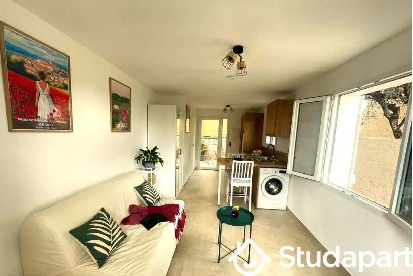 Maison à louer, 18m², Grasse