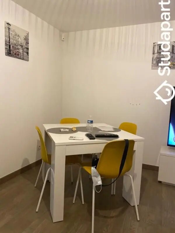 Appartement à louer, 45m², Marseille 8ème