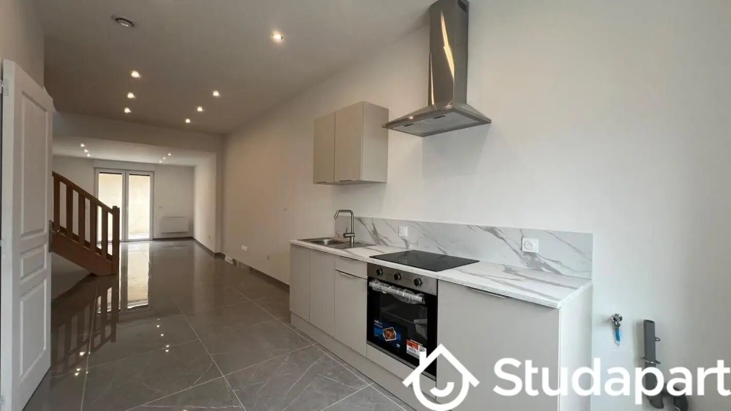 Maison à louer, 92m², Roubaix