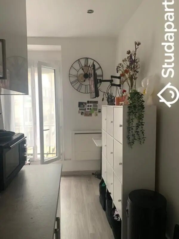 Appartement à louer, 13m², Paris 18ème