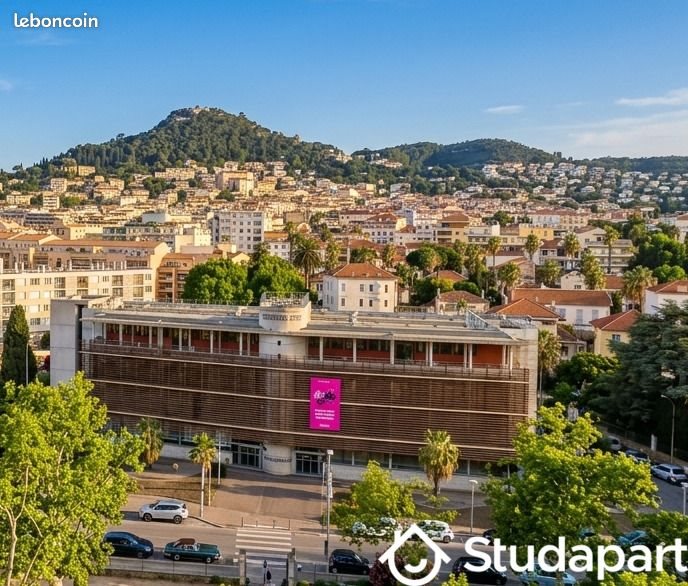 Appartement à louer, 23m², Hyères