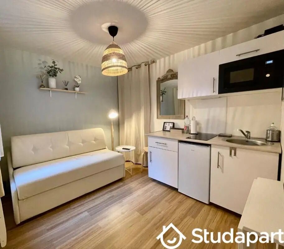 Appartement à louer, 13m², Versailles