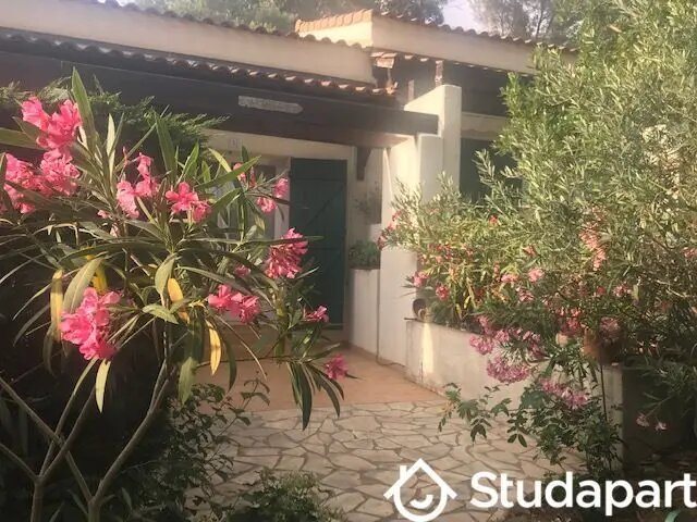 Maison à louer, 27m², Cavalaire-sur-Mer