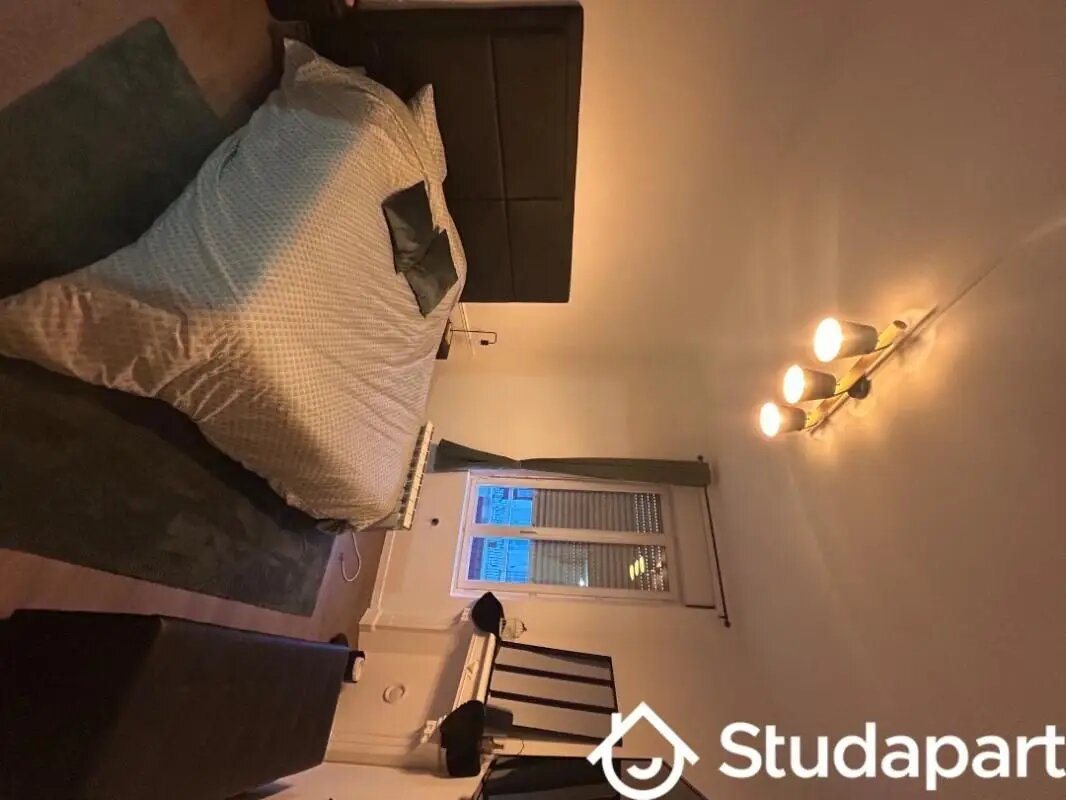 Maison à louer, 140m², Ay