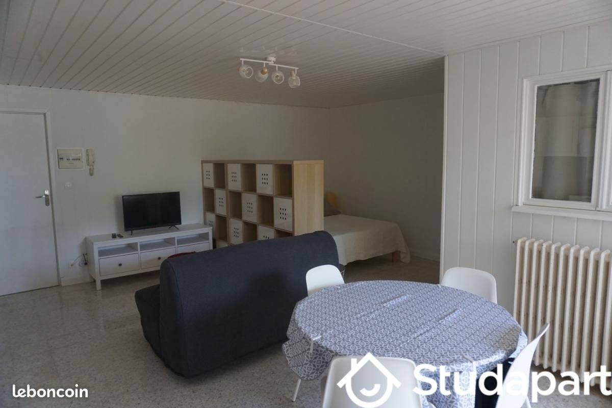Appartement à louer, 35m², Hyères