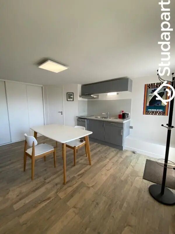 Appartement à louer, 37m², Vedène