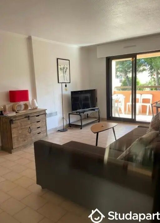 Appartement à louer, 45m², Vallauris