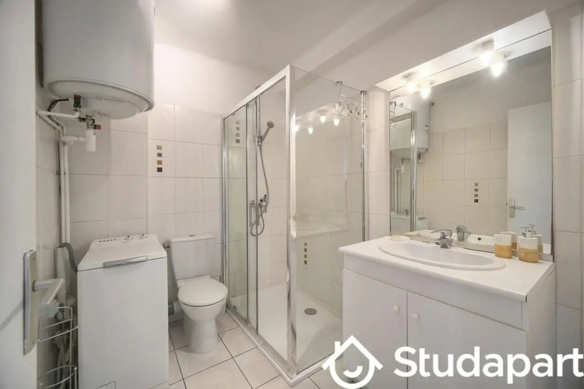 Appartement à louer, 30m², Antibes