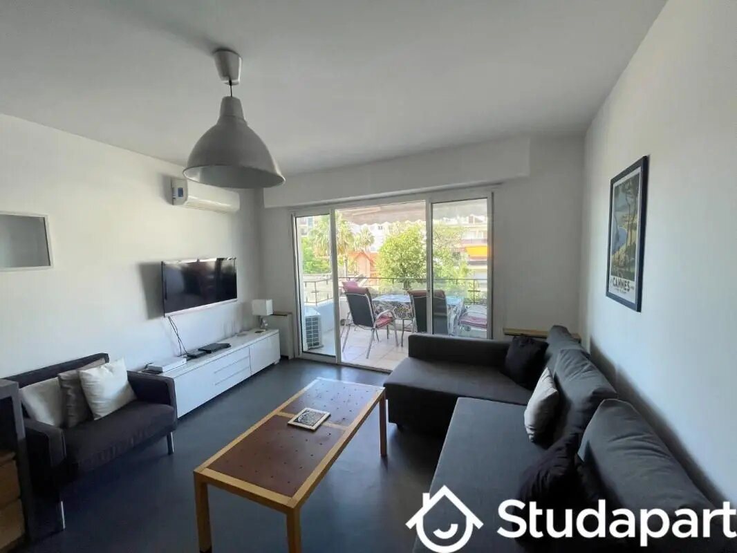 Appartement à louer, 43m², Antibes