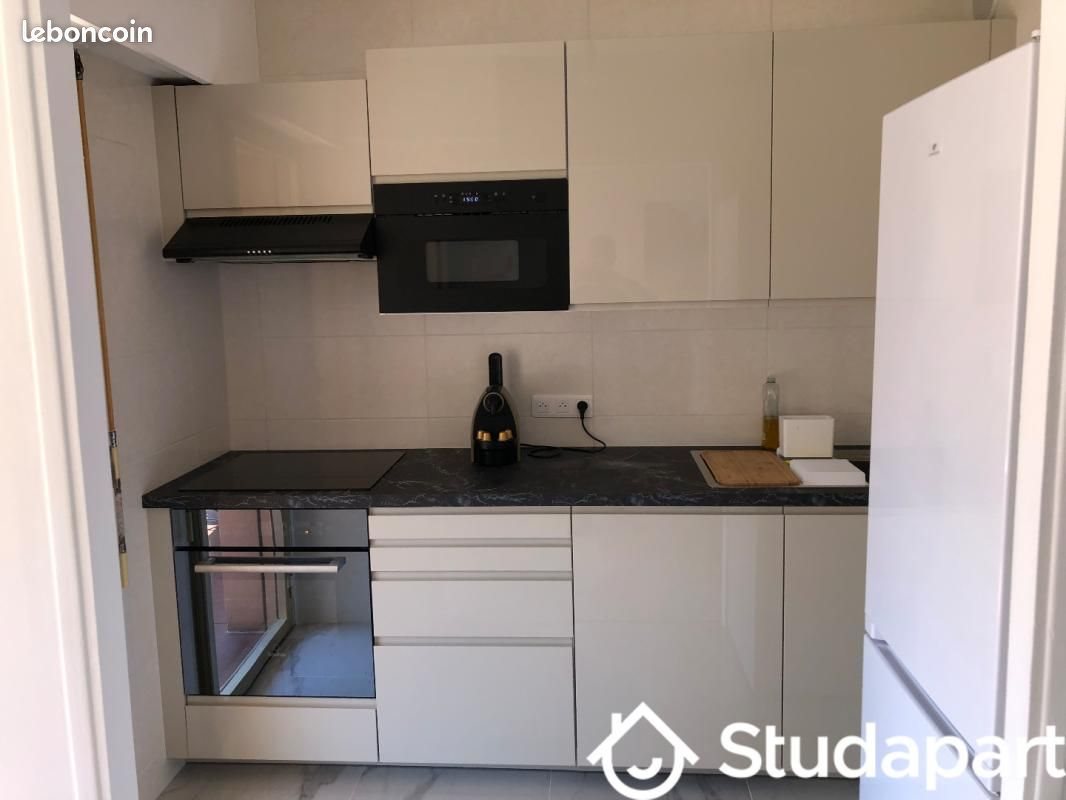 Appartement à louer, 32m², Antibes