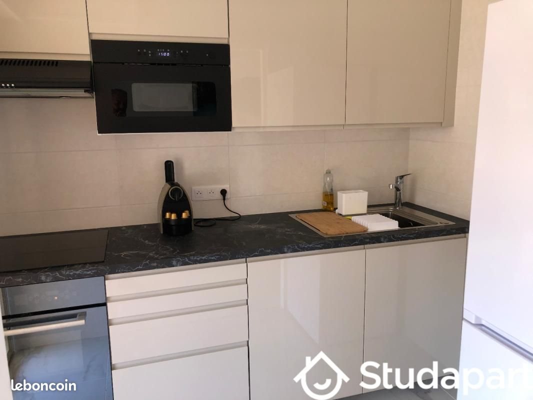 Appartement à louer, 32m², Antibes