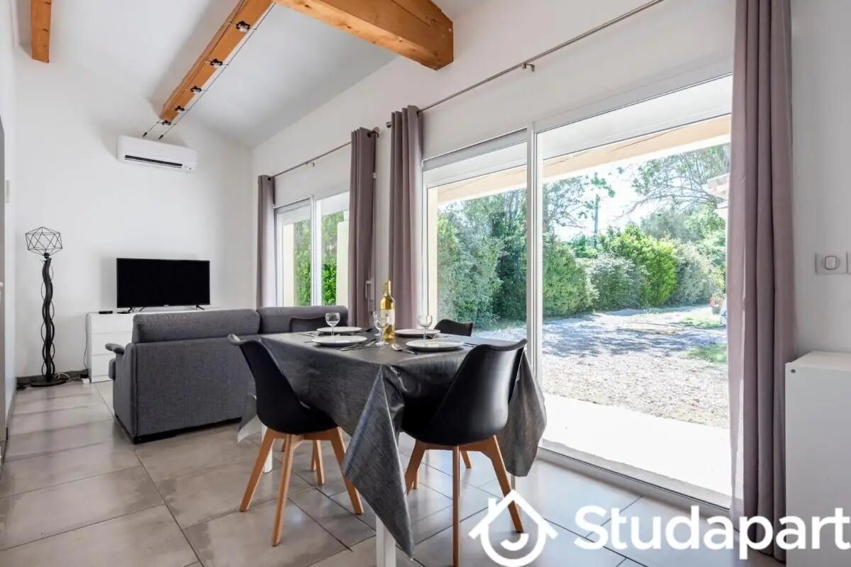 Maison à louer, 35m², Roquevaire