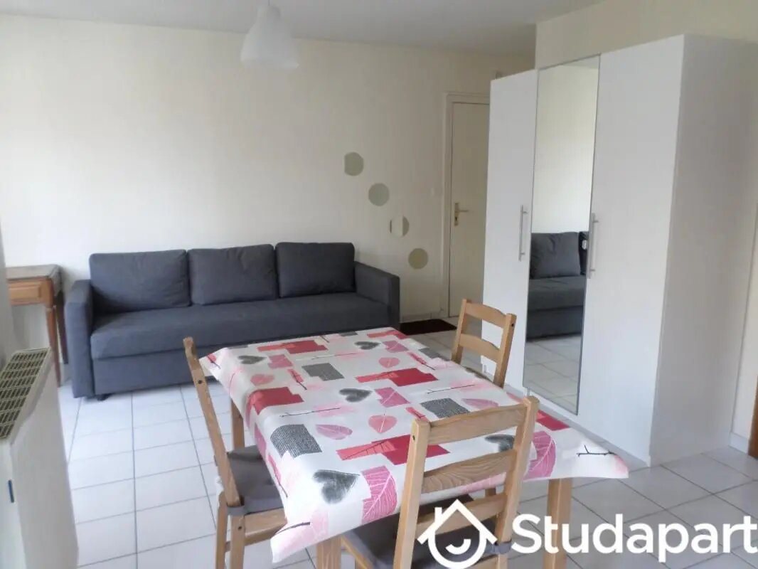 Appartement à louer, 28m², Reims