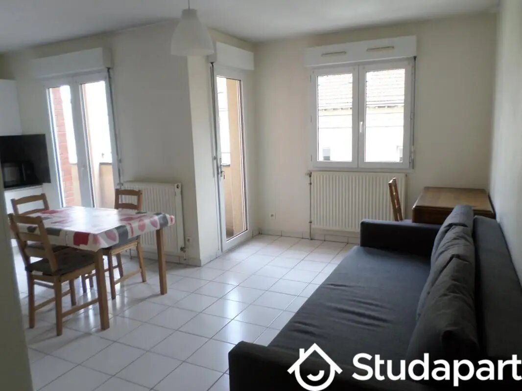 Appartement à louer, 28m², Reims
