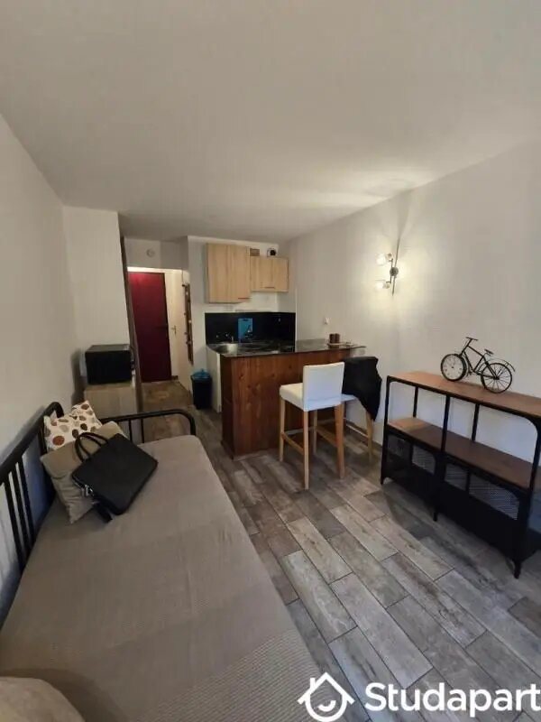 Appartement à louer, 18m², Cergy