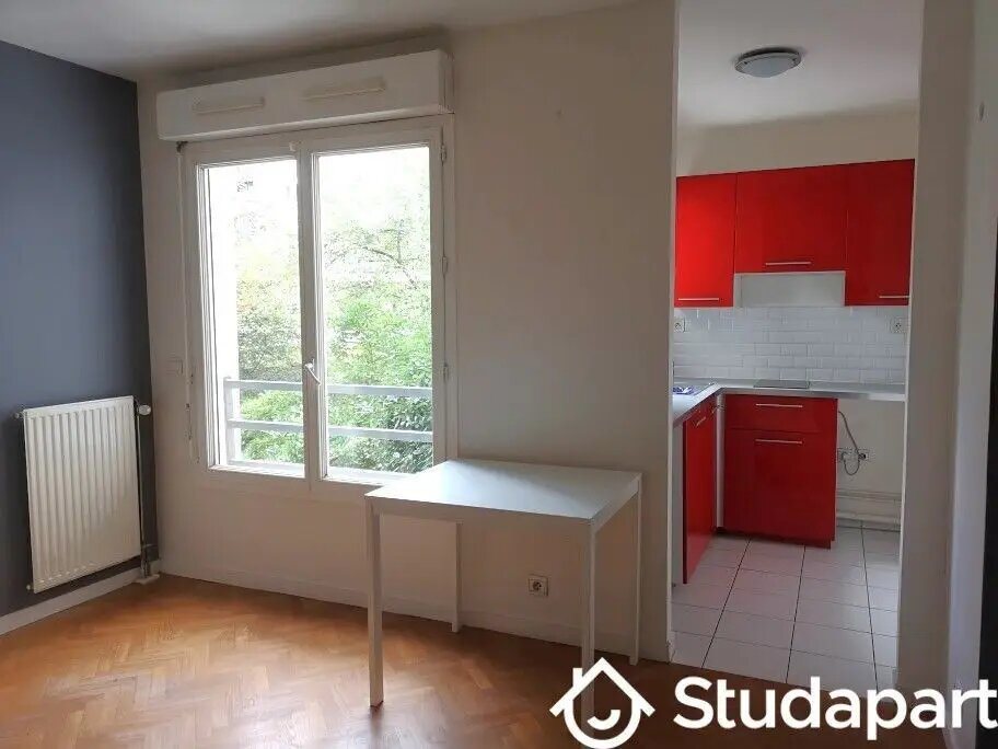 Appartement à louer, 25m², Courbevoie