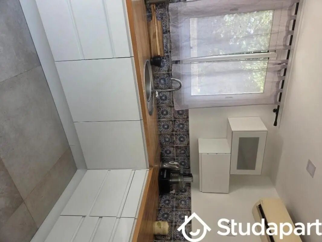 Maison à louer, 70m², Antibes