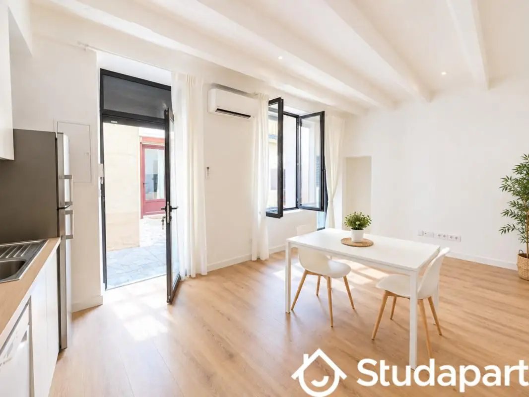 Appartement à louer, 36m², Nîmes
