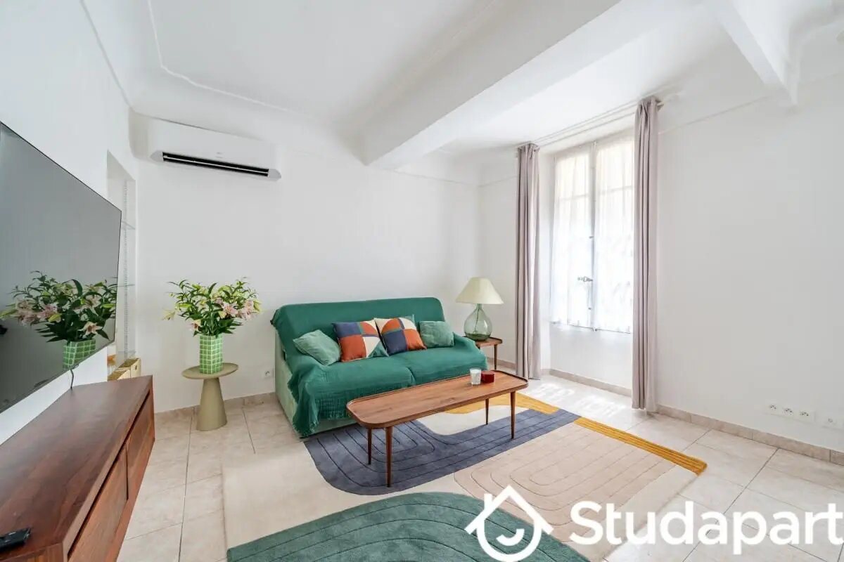 Appartement à louer, 50m², Antibes