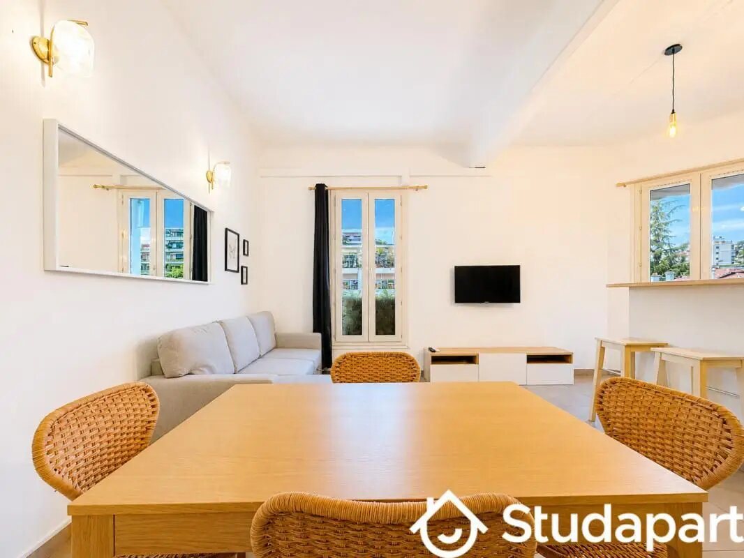 Appartement à louer, 45m², Le Cannet