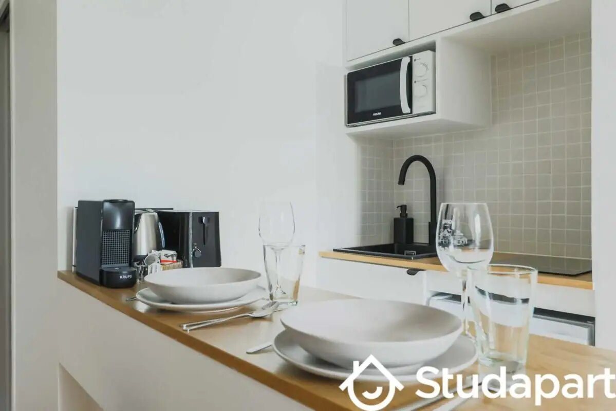 Appartement à louer, 17m², Paris 16ème