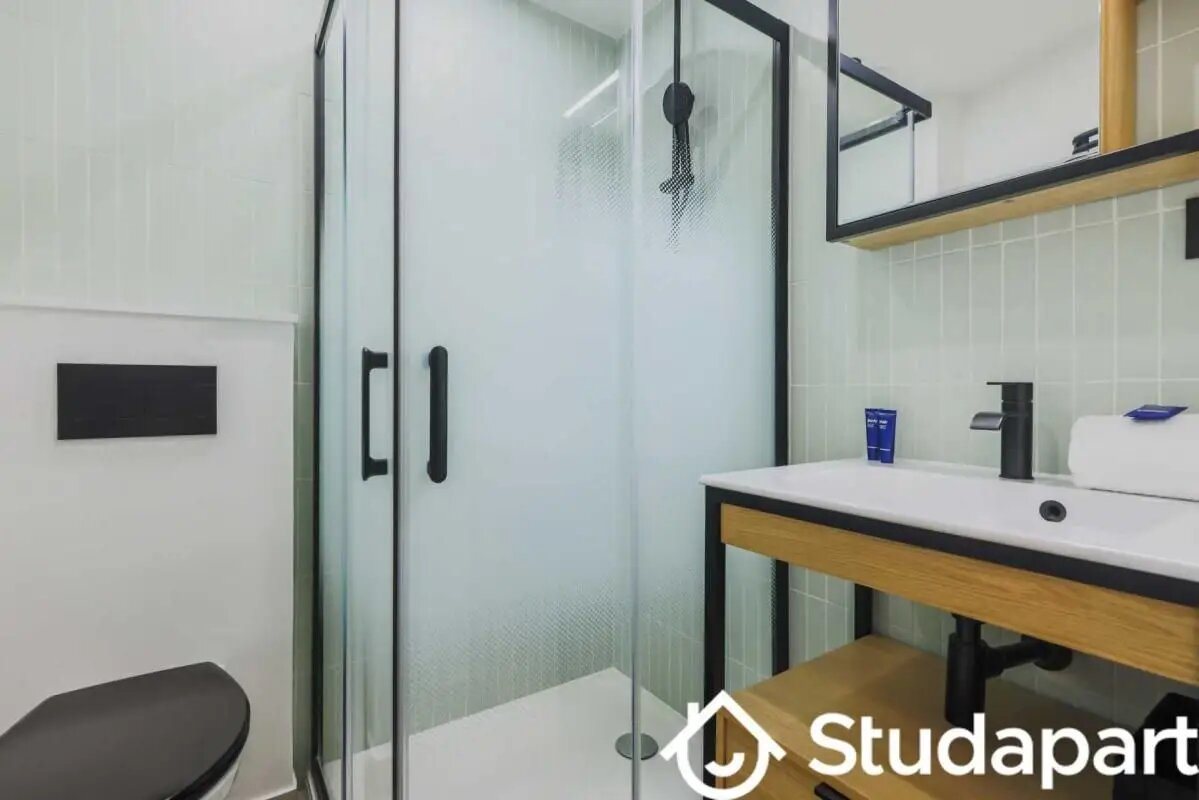 Appartement à louer, 17m², Paris 16ème