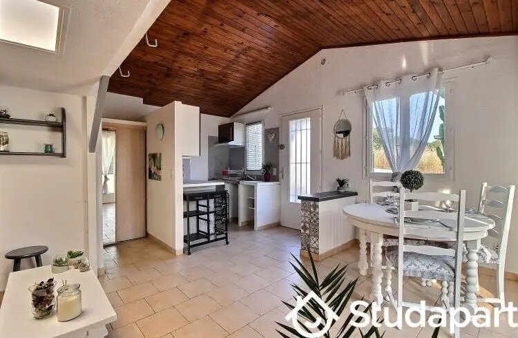 Appartement à louer, 28m², Vallauris