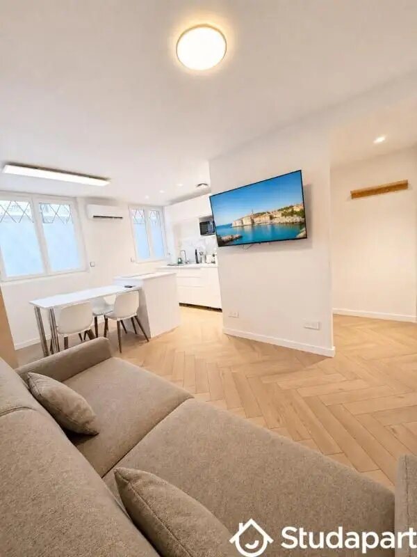 Appartement à louer, 38m², Antibes