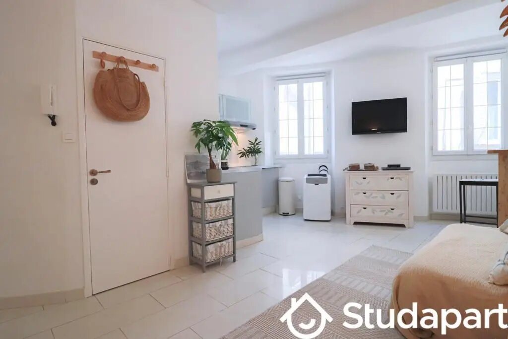 Appartement à louer, 30m², Antibes