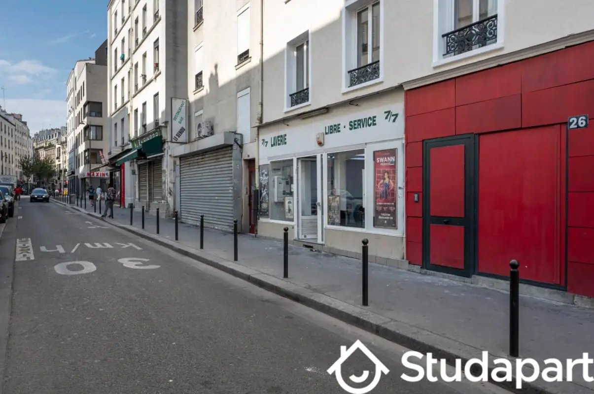 Maison à louer, 1m², Paris 18ème